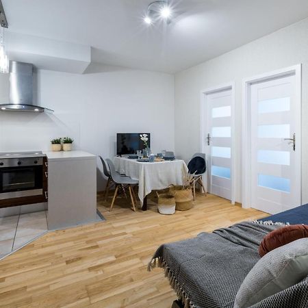 Friendhouse Apartments Angel City Kraków Eksteriør billede
